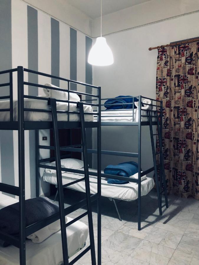 Dama Hostelbb Neapol Exteriér fotografie