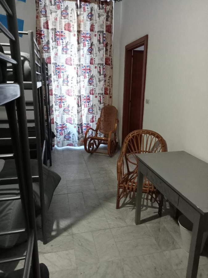 Dama Hostelbb Neapol Exteriér fotografie