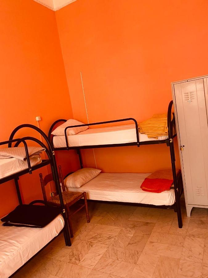 Dama Hostelbb Neapol Exteriér fotografie